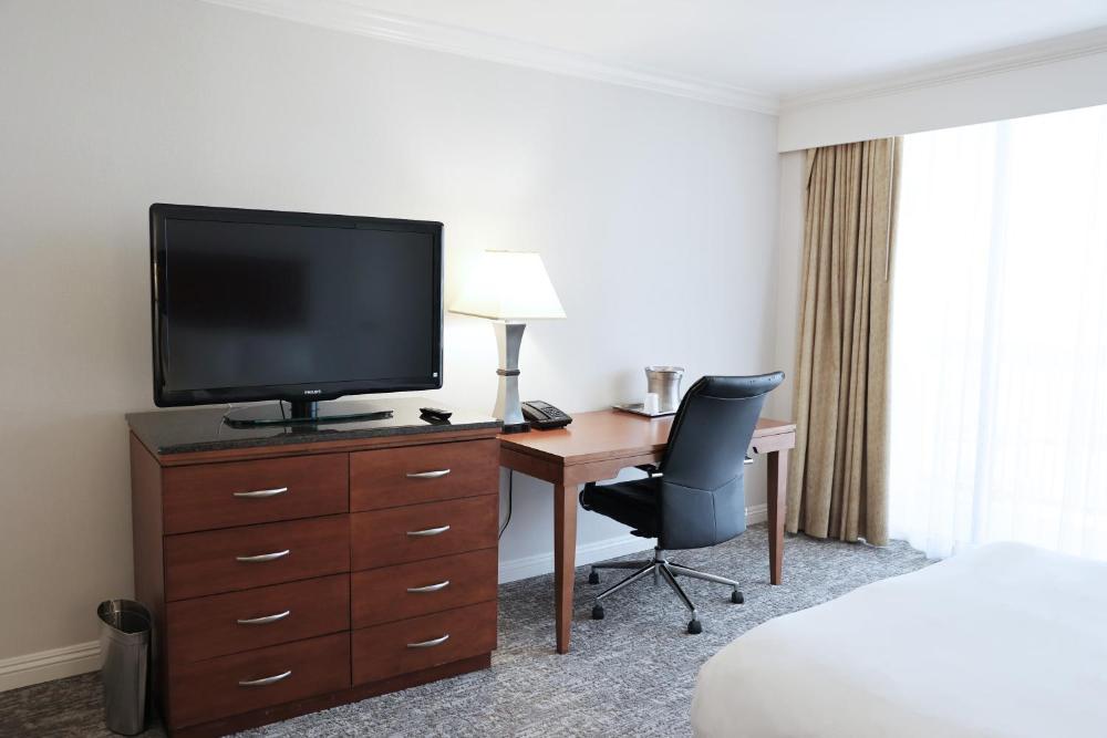 Room image 3