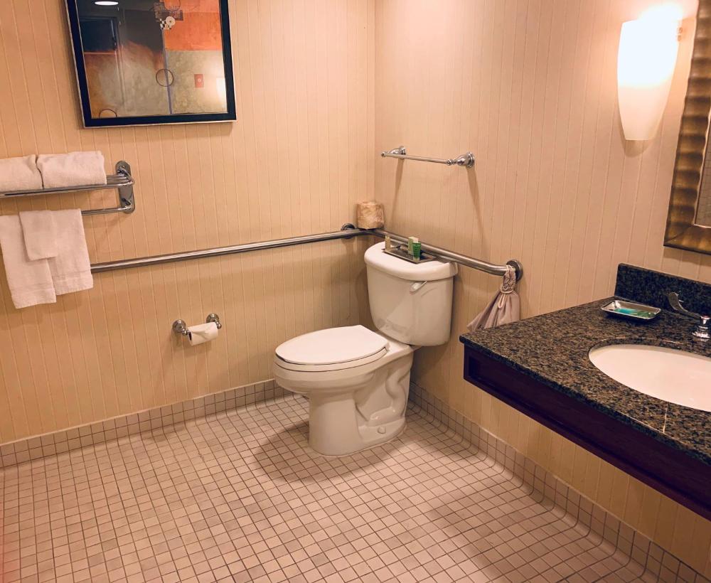 Room image 5
