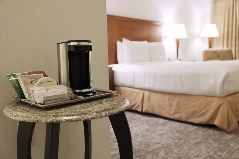 Room image 4